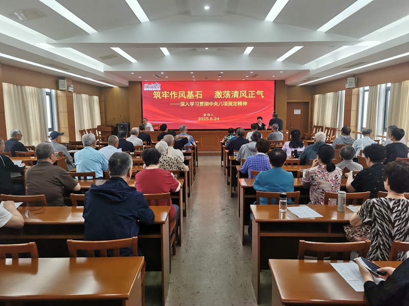 宣讲员送学进支部.jpg